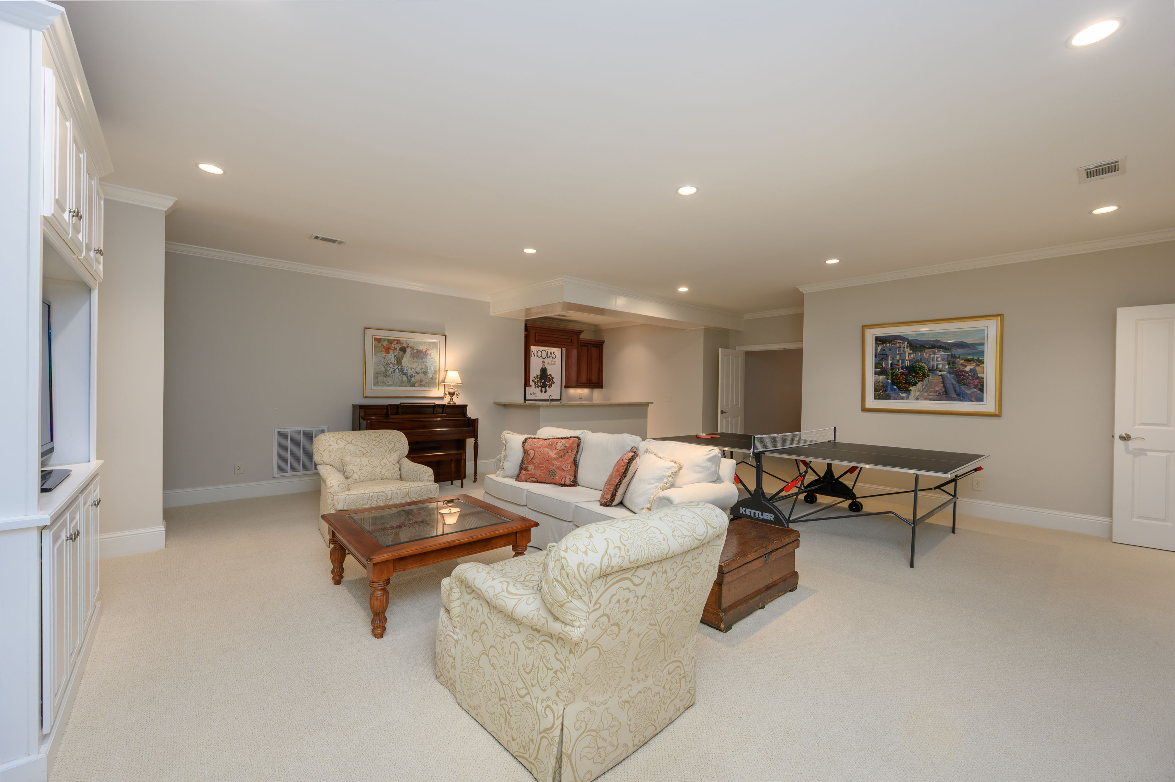 1030 Alanson Court image 37